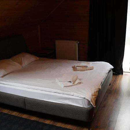 Villa Berghaus Bukovel Esterno foto