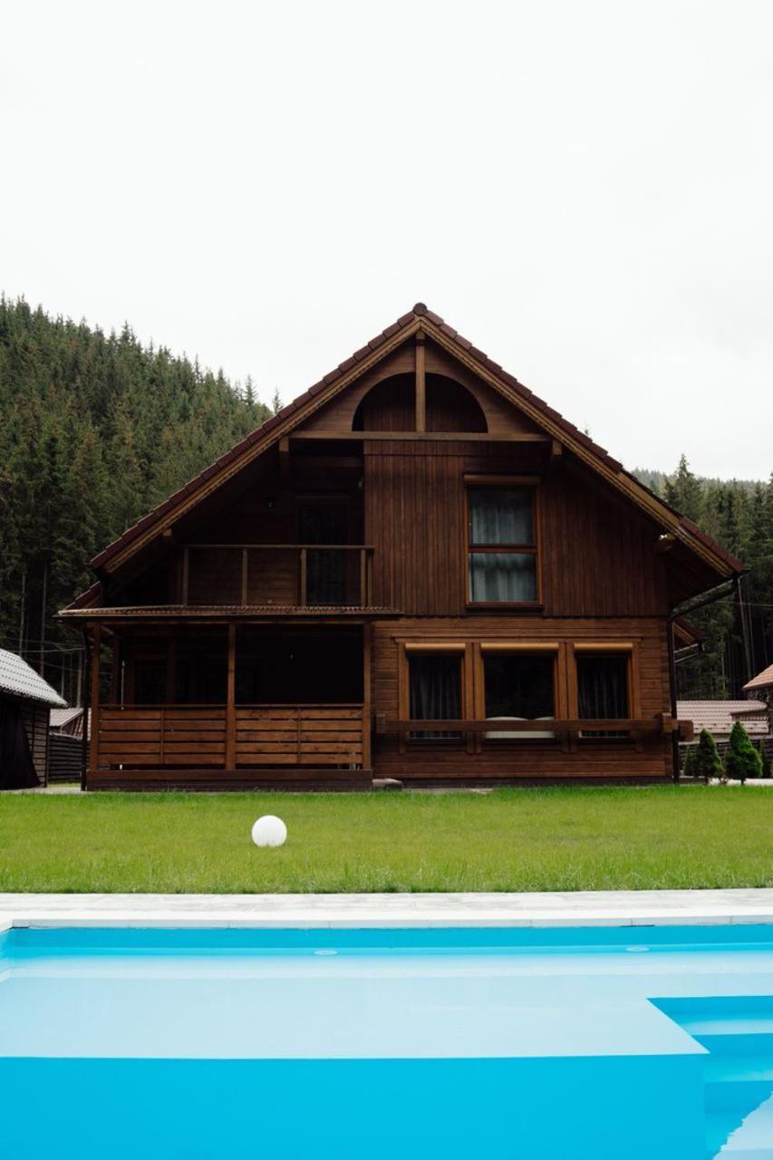 Villa Berghaus Bukovel Esterno foto