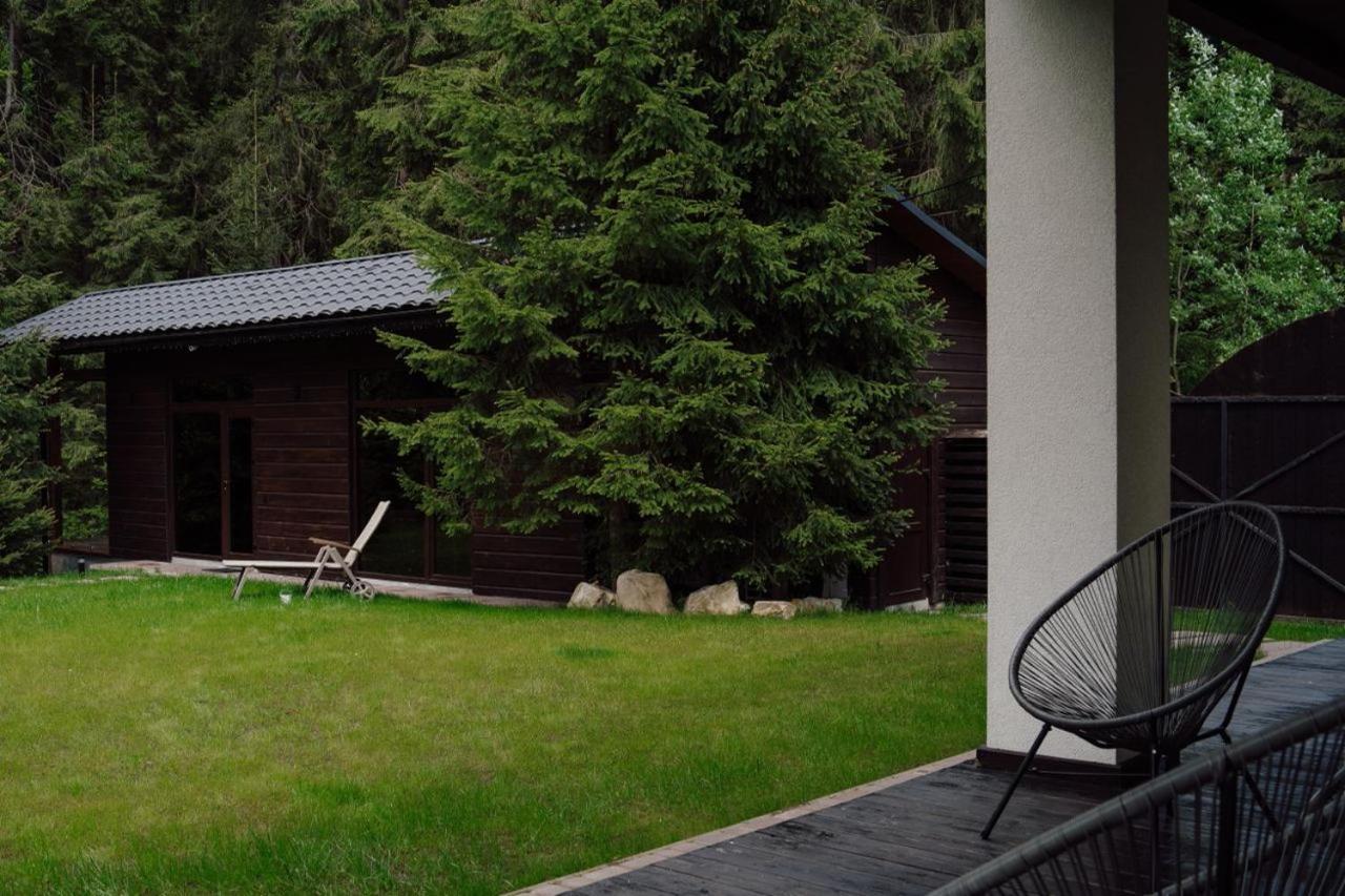 Villa Berghaus Bukovel Esterno foto